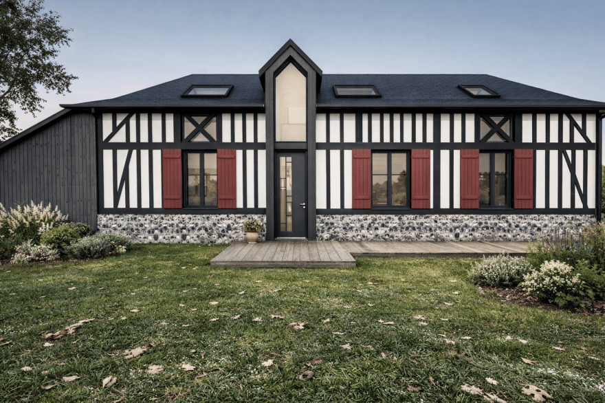 Mesnil-Panneville — Longère normande Rénovation d’une longère normande, visant une mise en valeur du bâti traditionnel et une amélioration des usages contemporains.